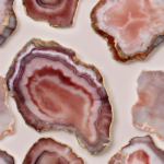 Warum du unbedingt einen Untersetzer aus Rosenachat brauchst: Stilvoll und praktisch!